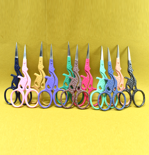Cat shaped Embroidery Scissors